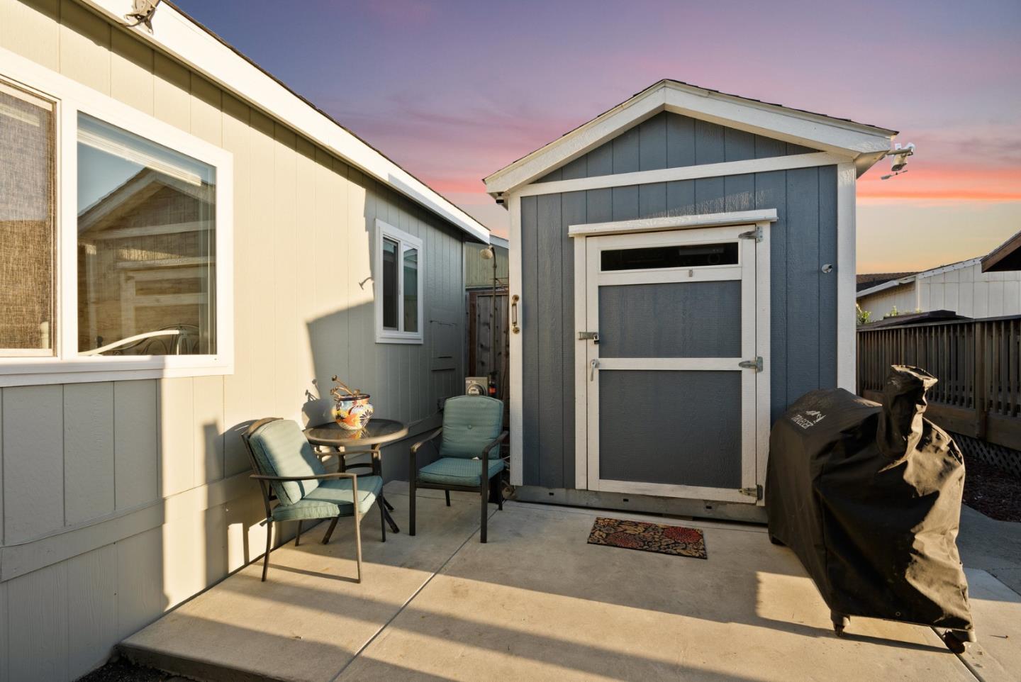 2395 Delaware Avenue Unit: 194