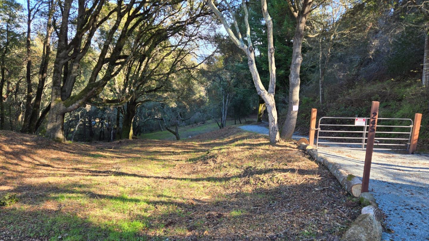 245 Gillette Road