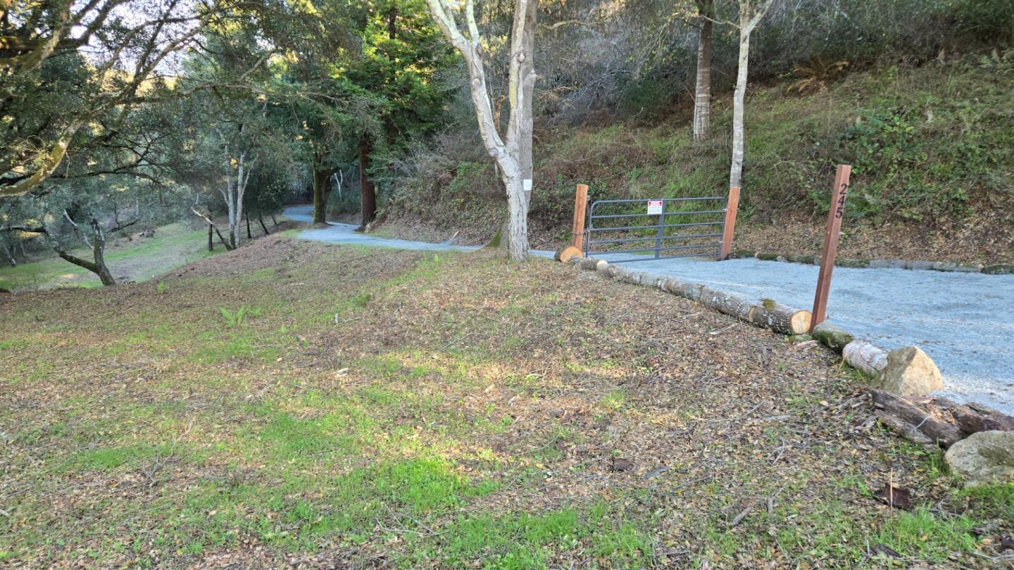 245 Gillette Road