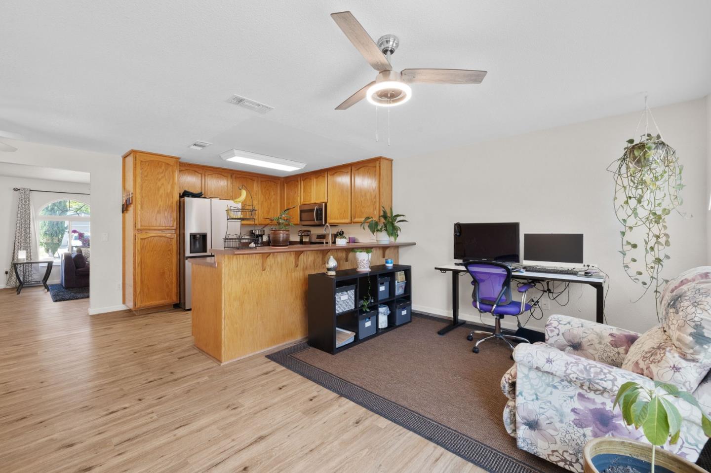 4165 Ernestine Way