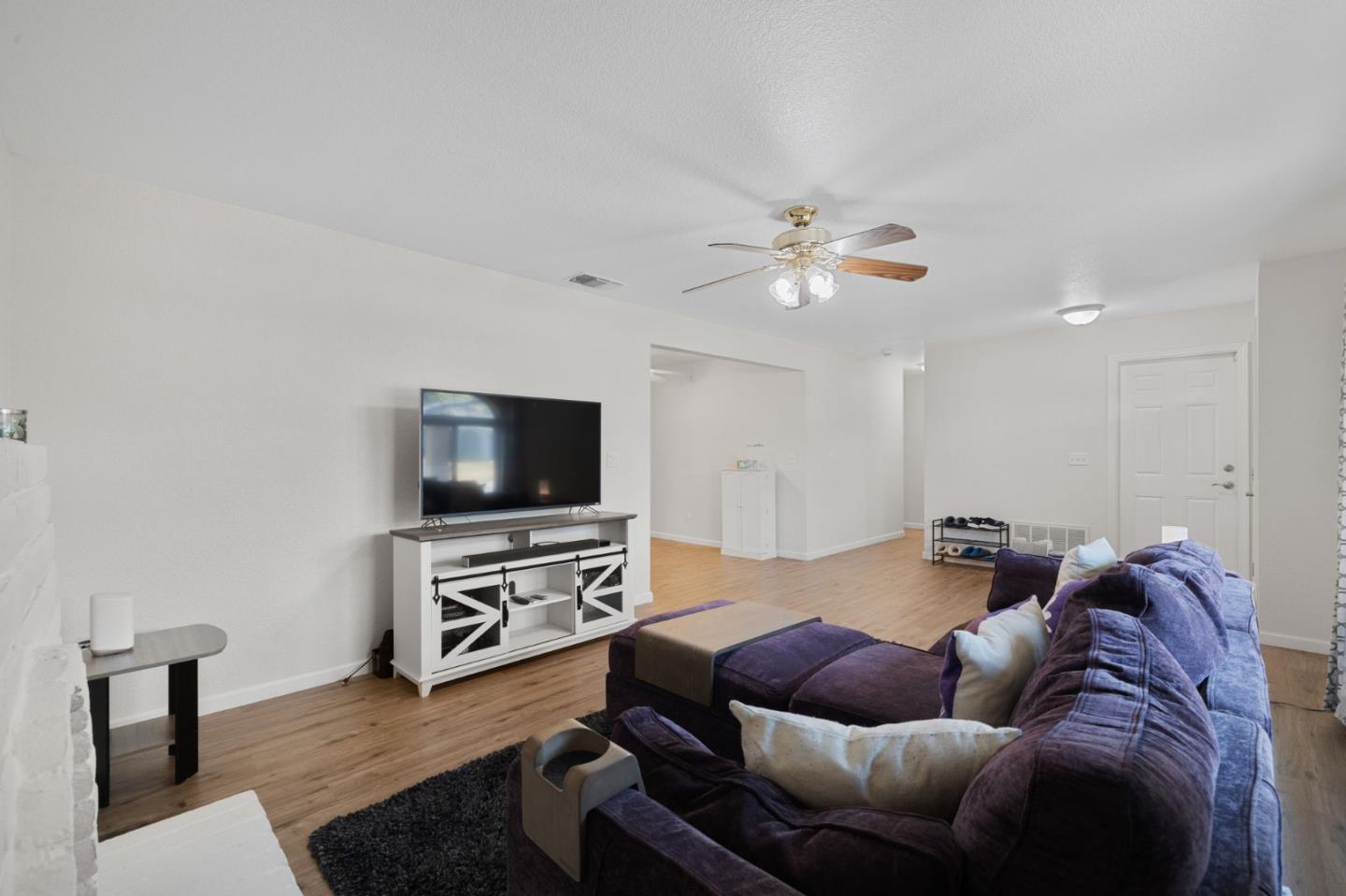 4165 Ernestine Way