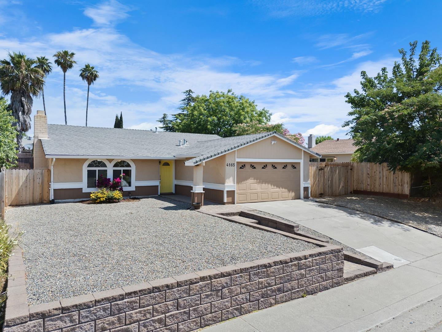 4165 Ernestine Way