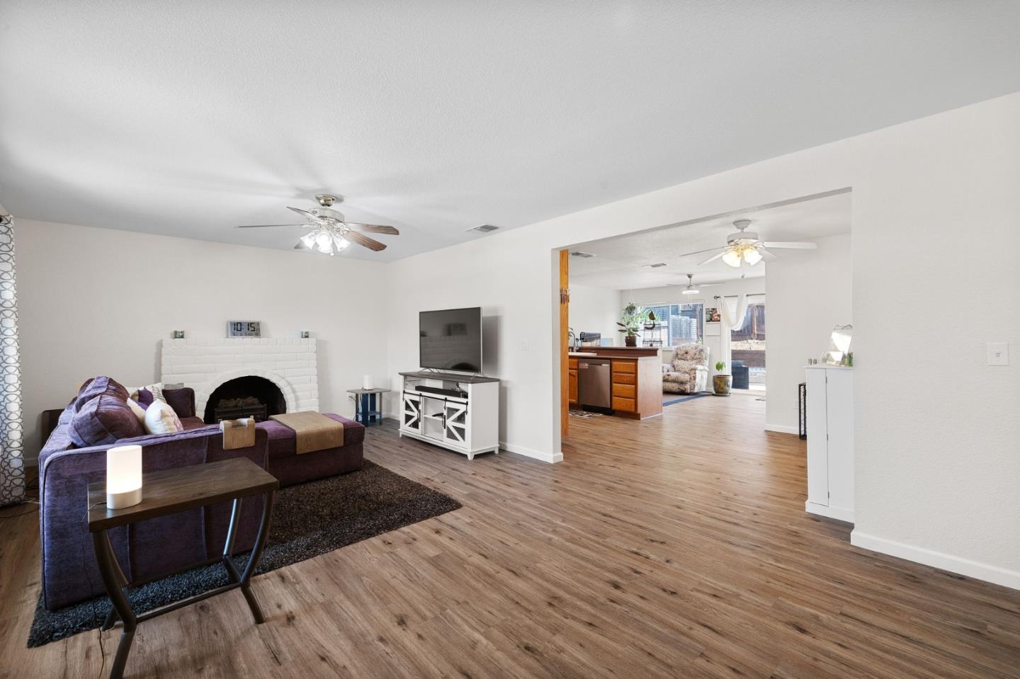 4165 Ernestine Way