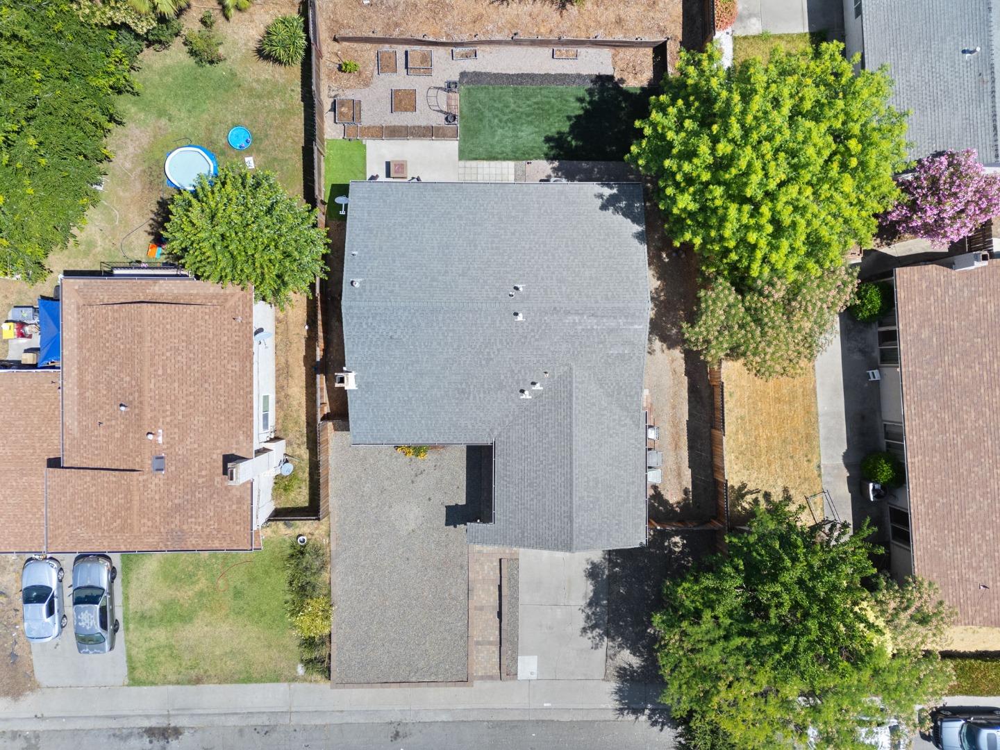 4165 Ernestine Way
