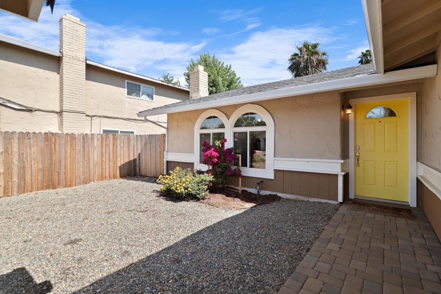 4165 Ernestine Way