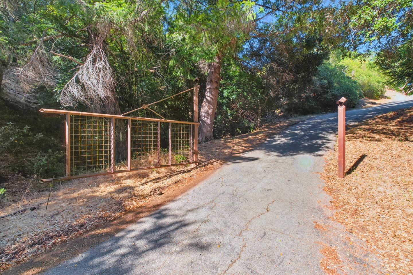 393 Berts Drive
