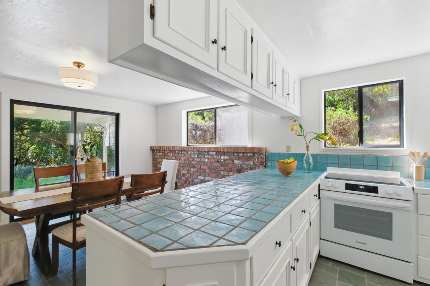 393 Berts Drive