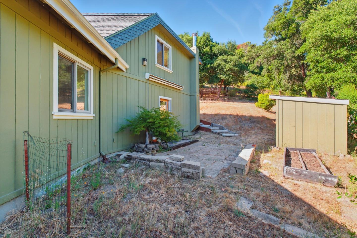 393 Berts Drive