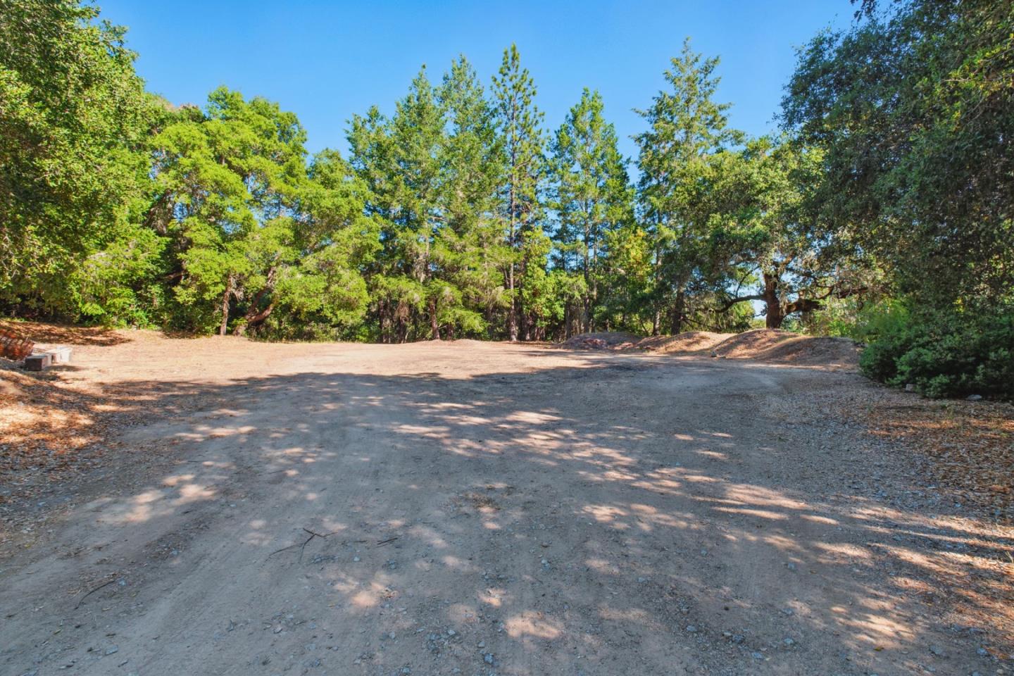 393 Berts Drive