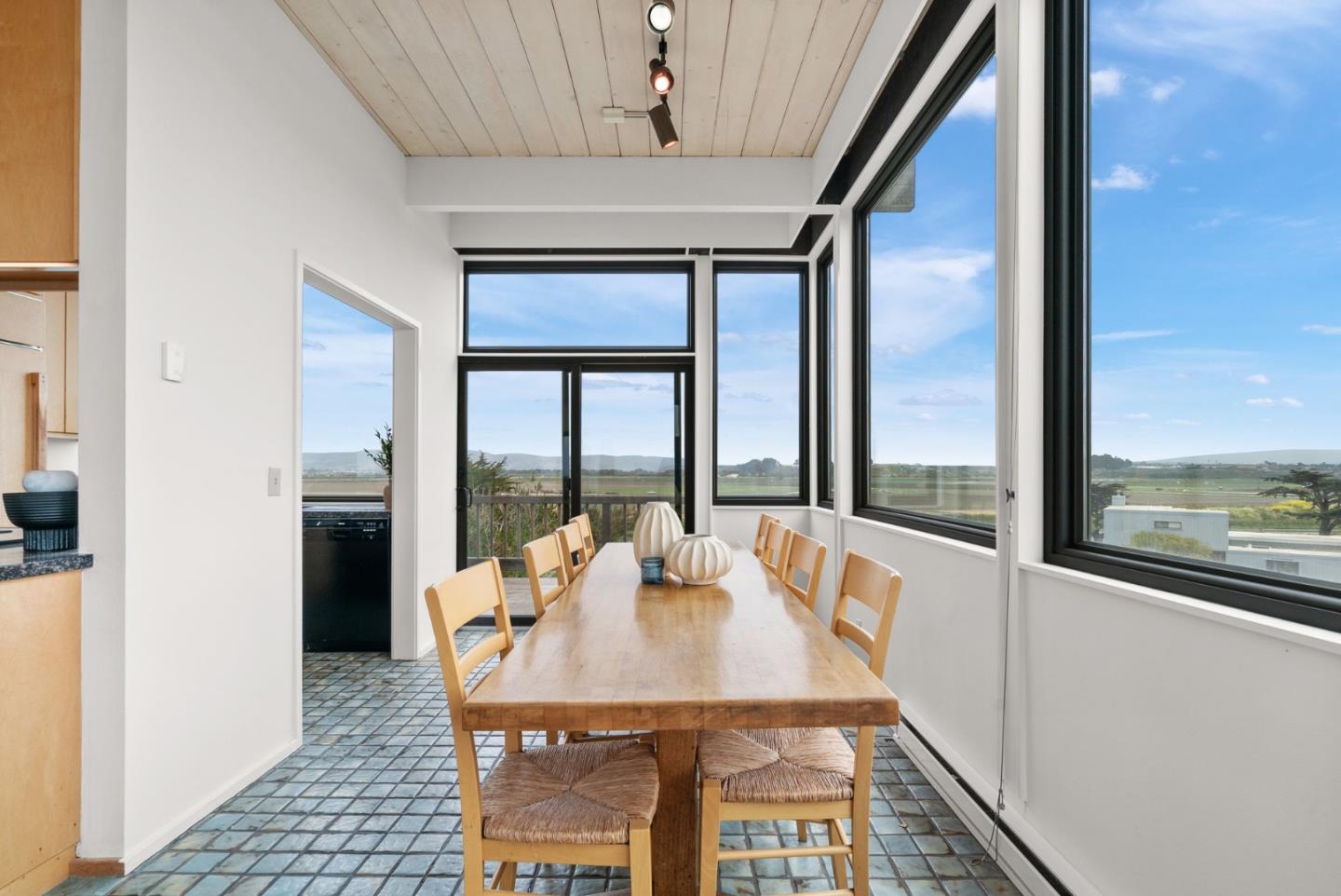 64 Avocet Circle