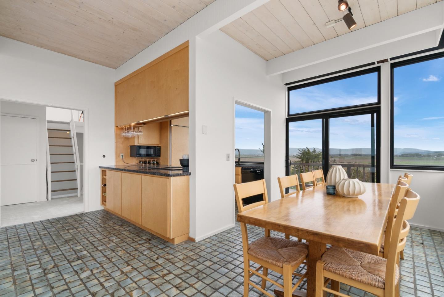 64 Avocet Circle