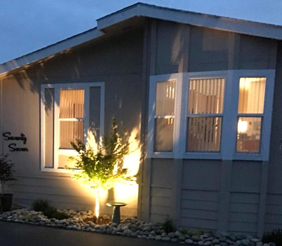 77 Leawood Drive Unit: 77