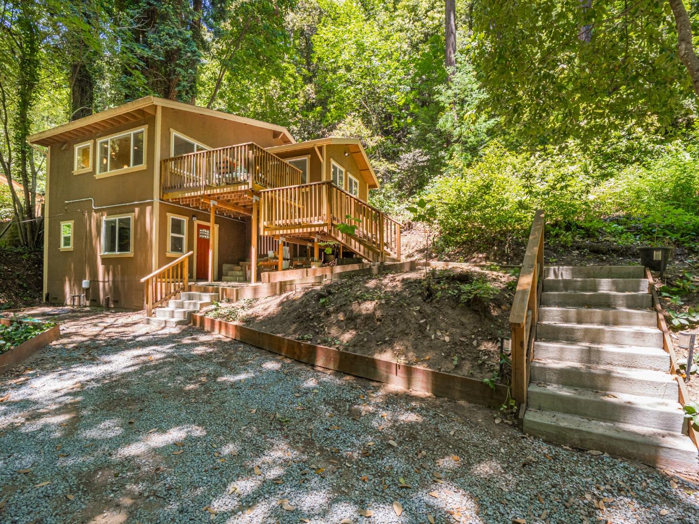 956 Brookside Drive