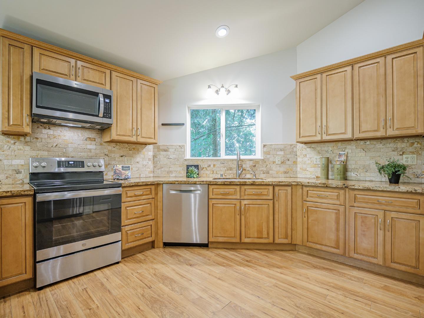 956 Brookside Drive