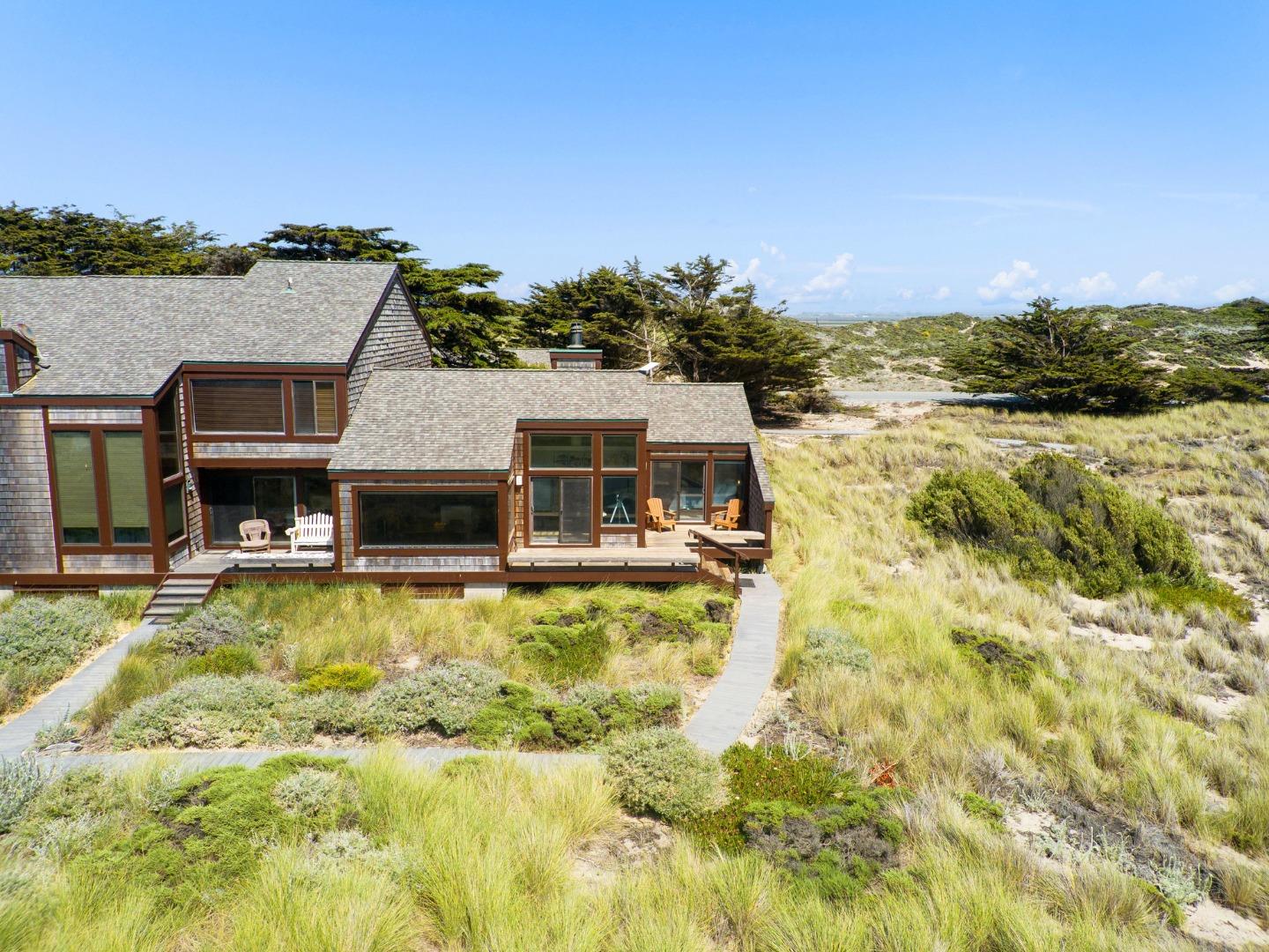 160 Monterey Dunes Way