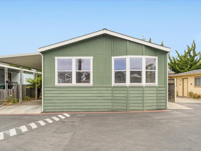 1625 Brommer Street Unit: 16