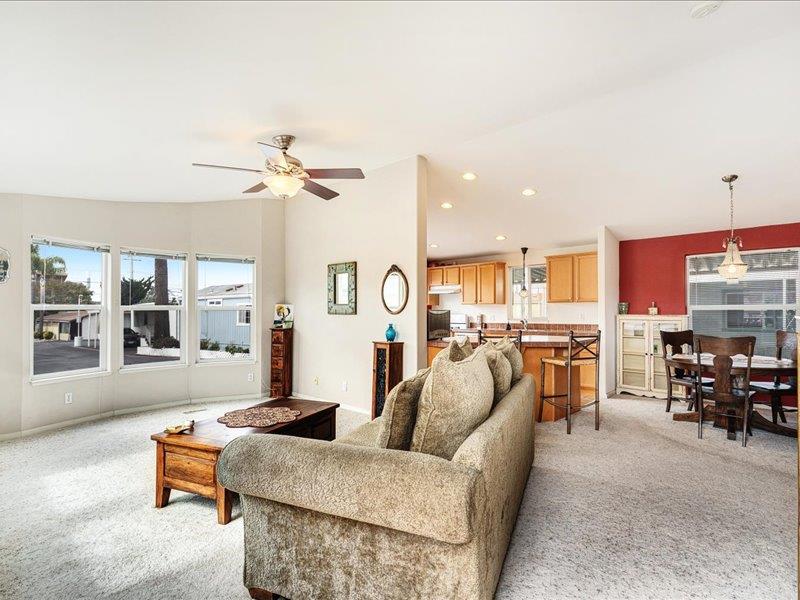 1625 Brommer Street Unit: 16