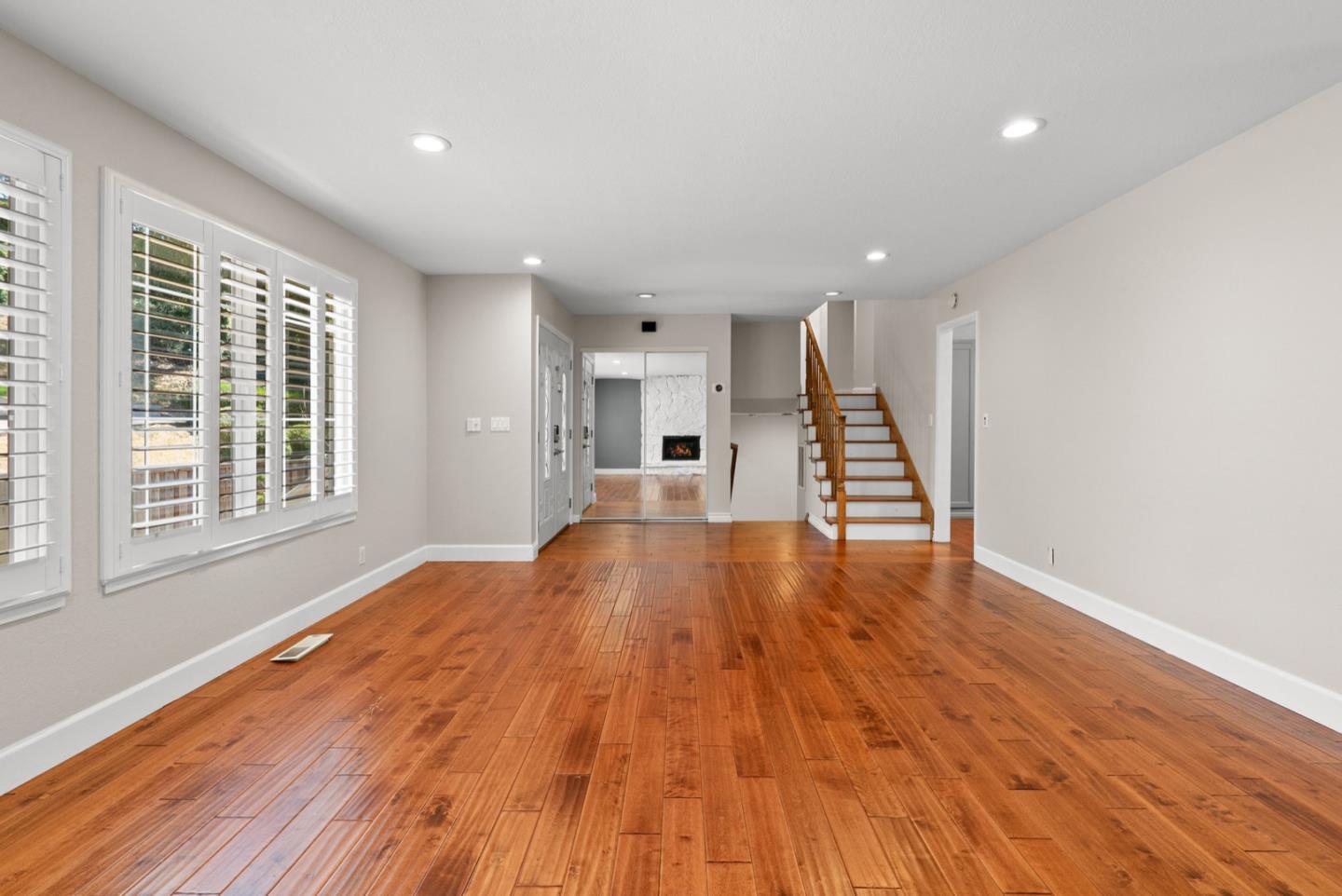 52 Mar Monte AVE