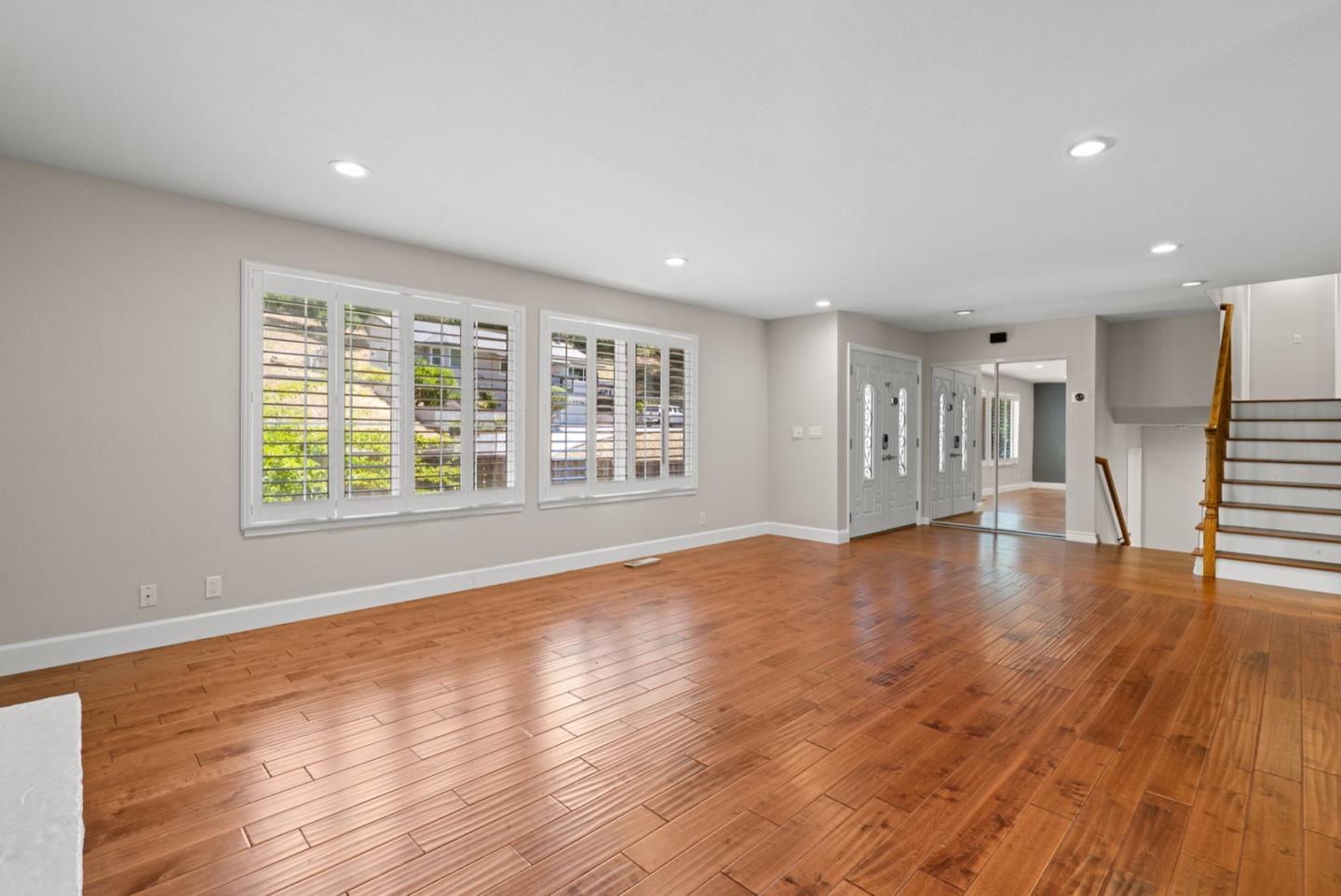 52 Mar Monte AVE