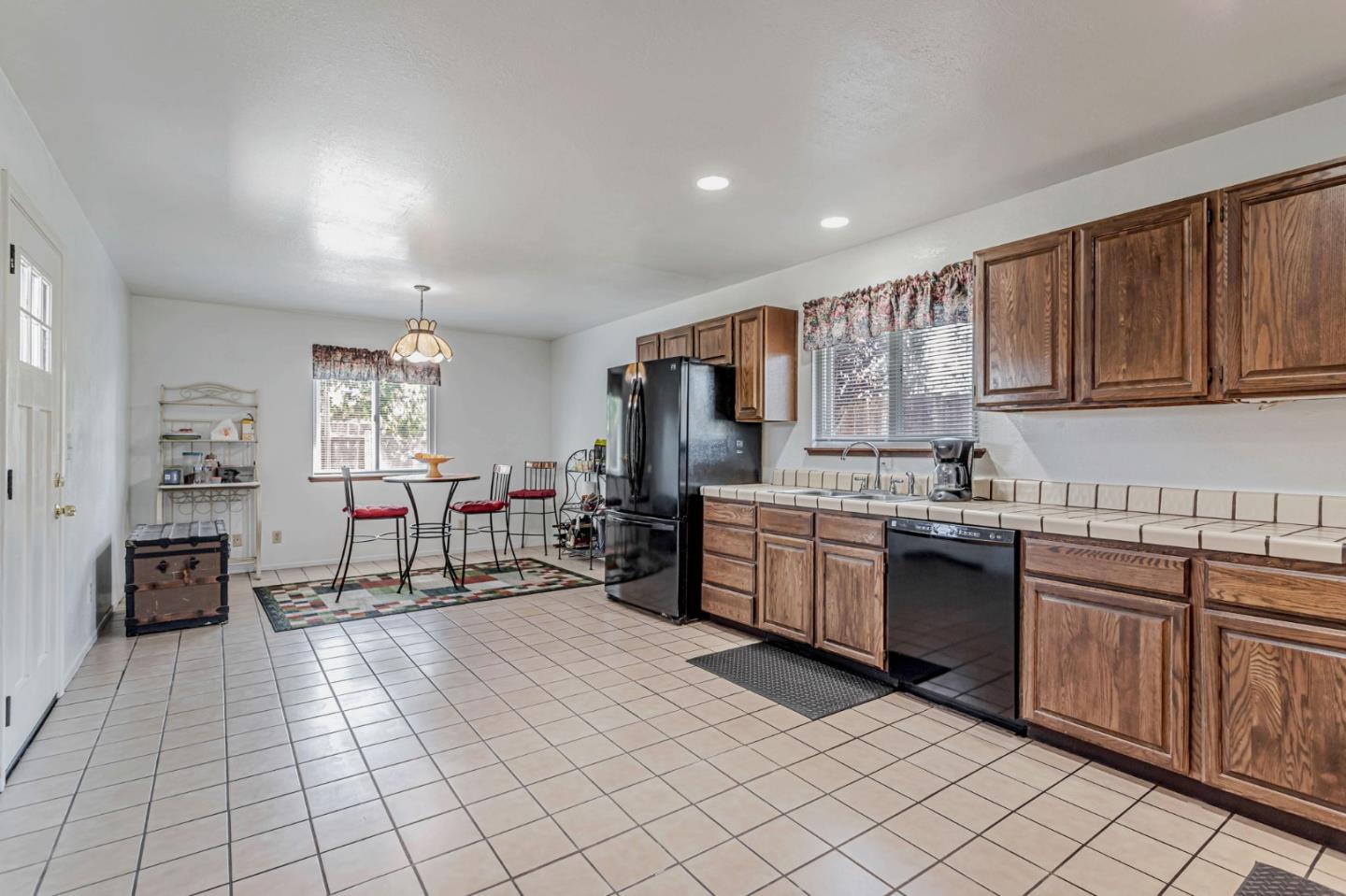 250 Arroyo Drive