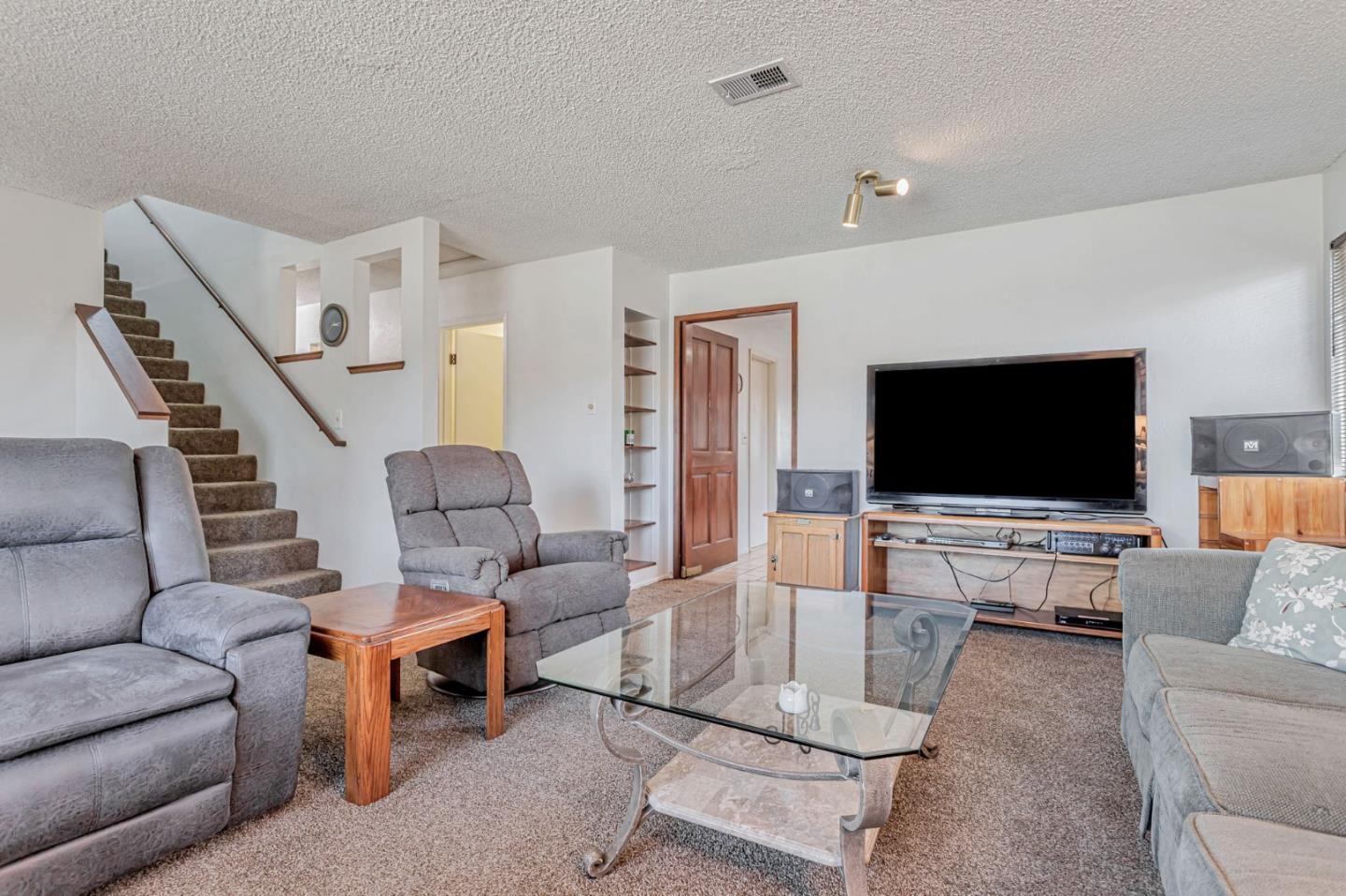 250 Arroyo Drive