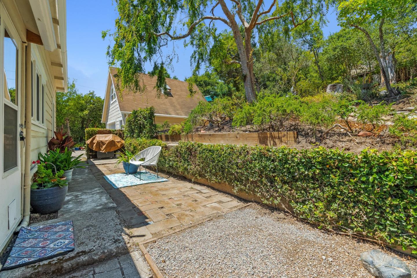 1284 Amesti Road