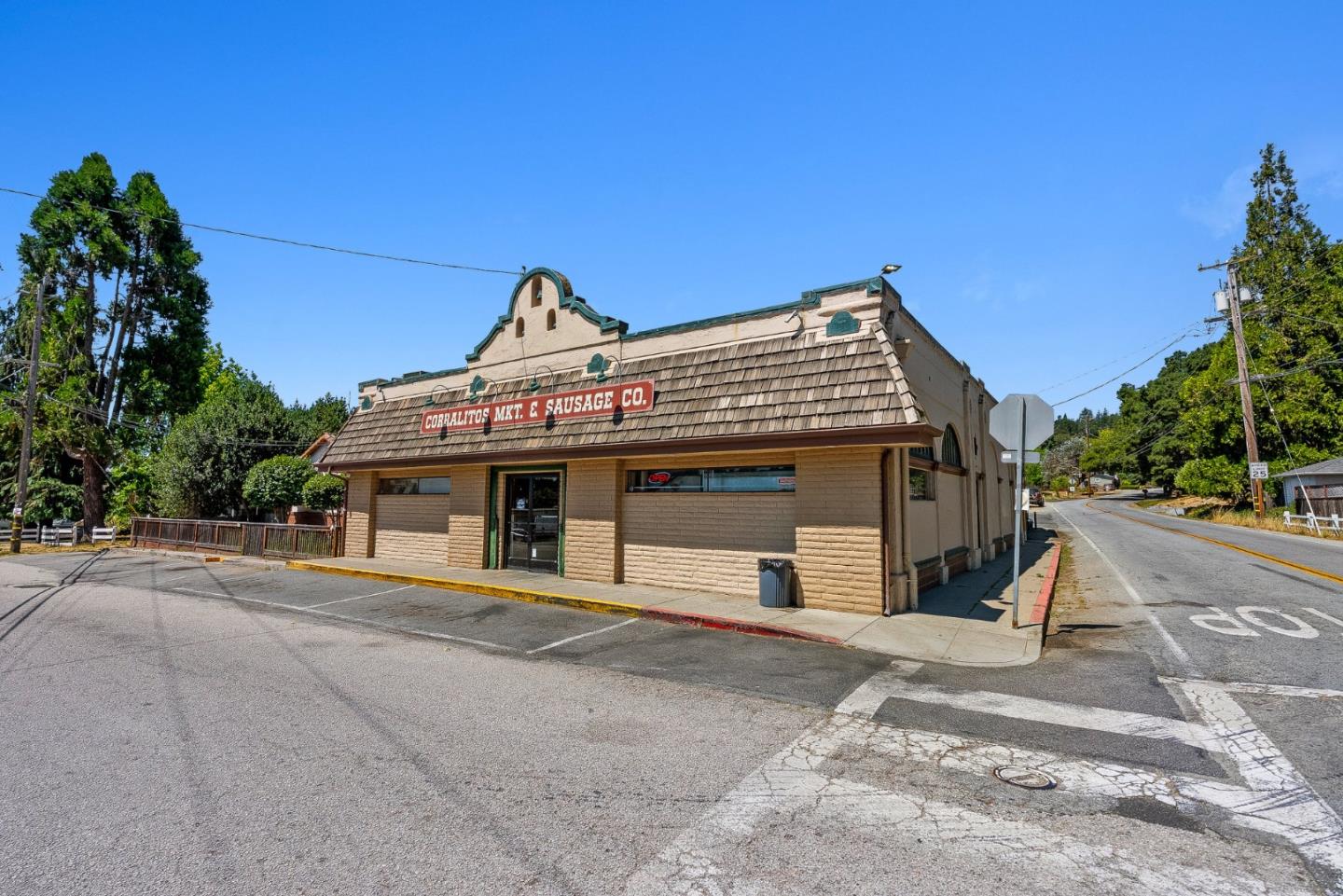 1284 Amesti Road