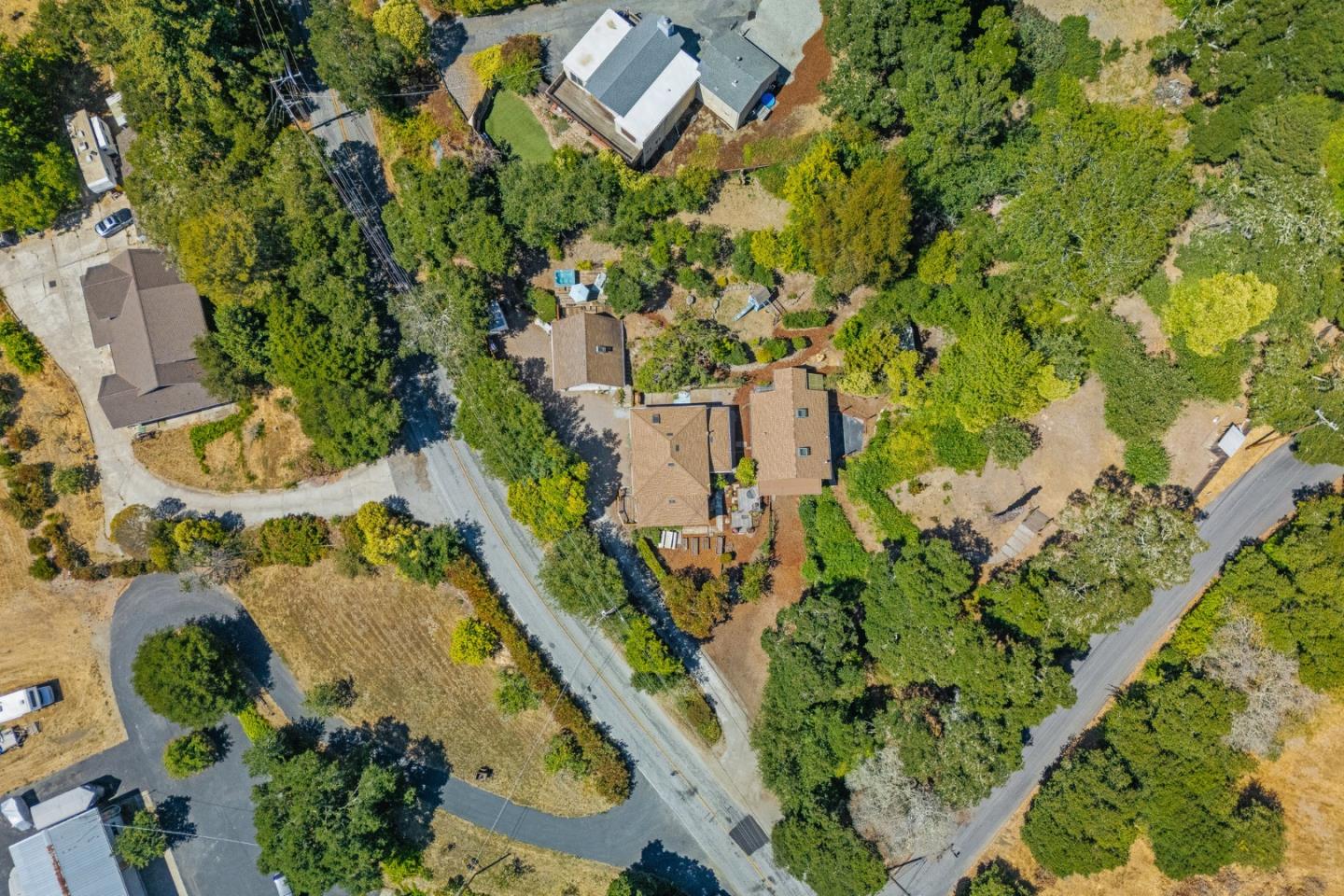 1284 Amesti Road