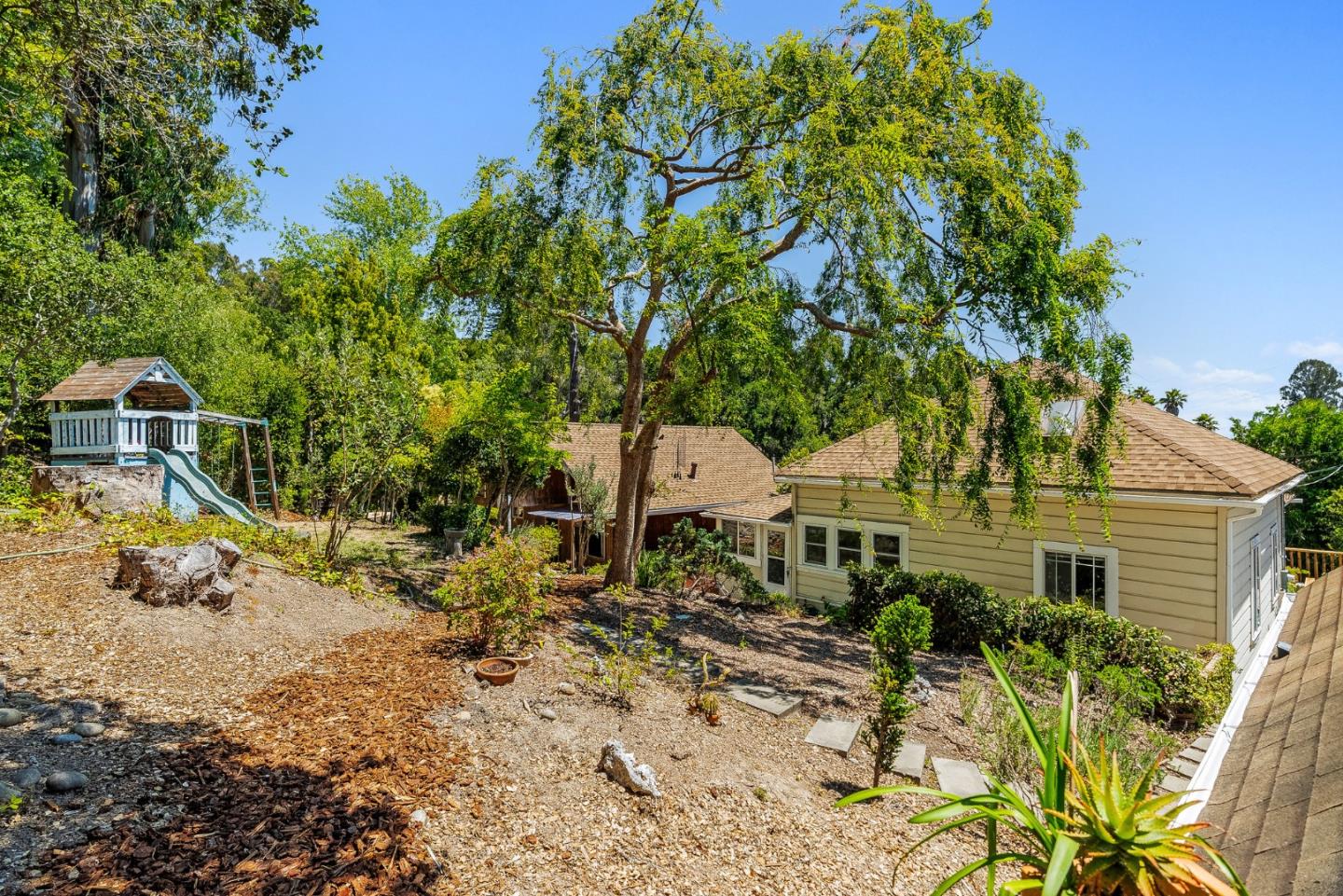 1284 Amesti Road