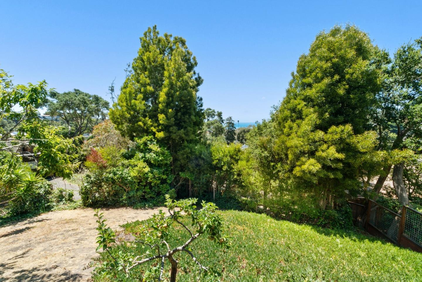 206 Bayview Court