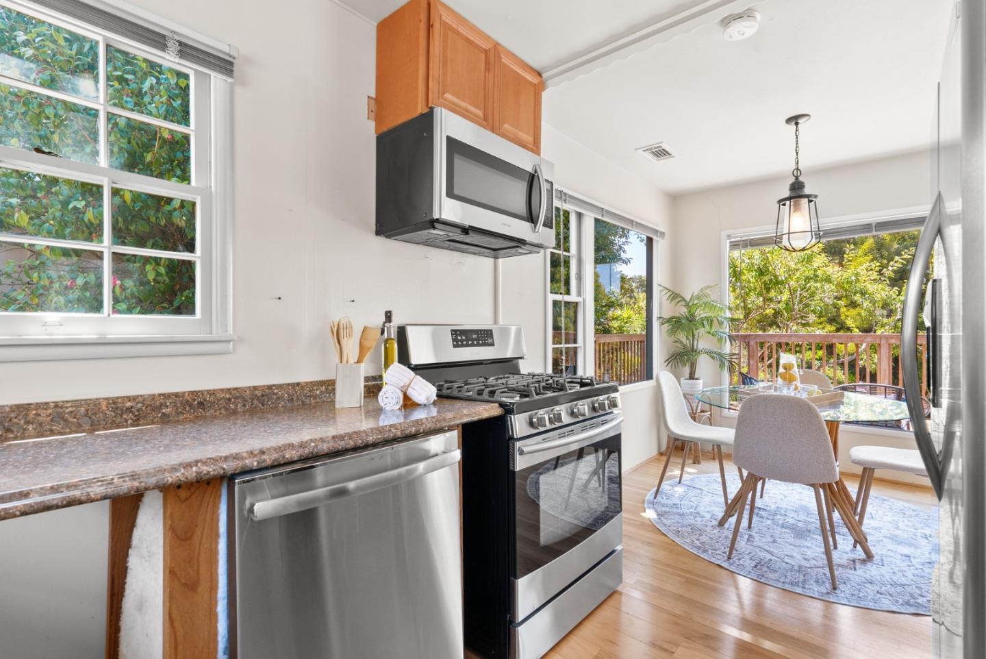 206 Bayview Court