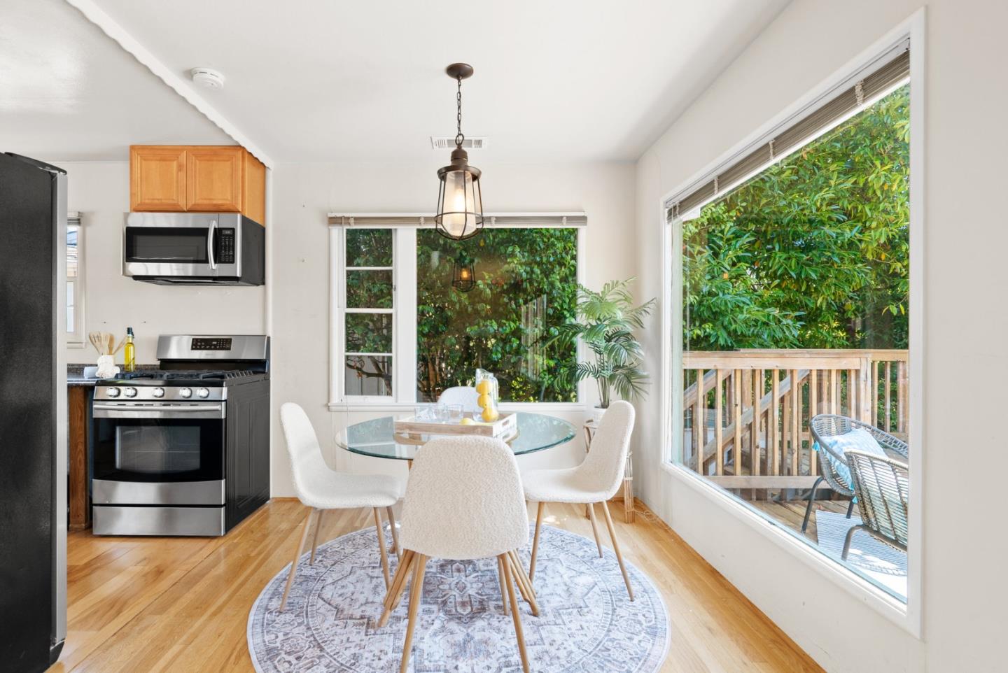 206 Bayview Court