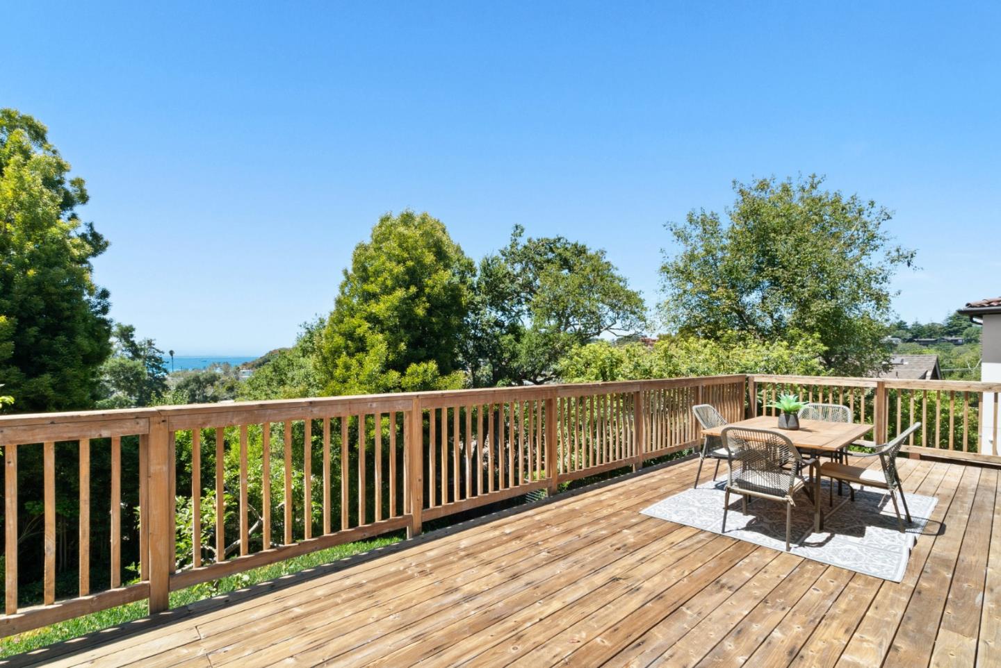206 Bayview Court