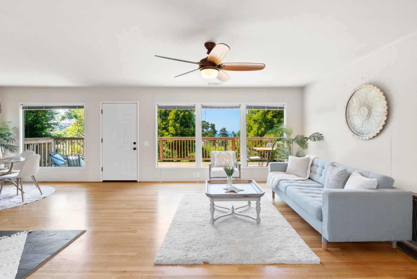 206 Bayview Court