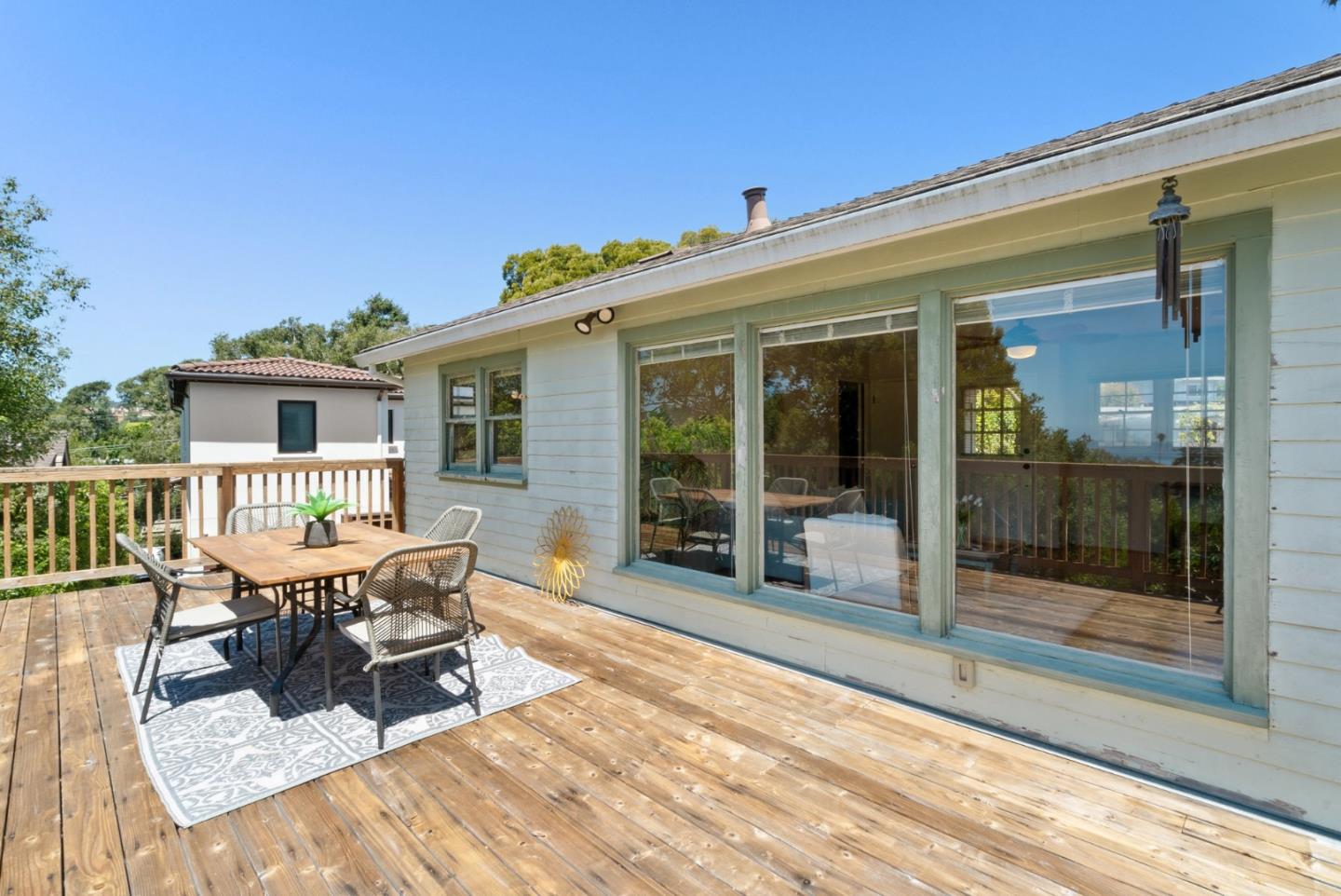 206 Bayview Court