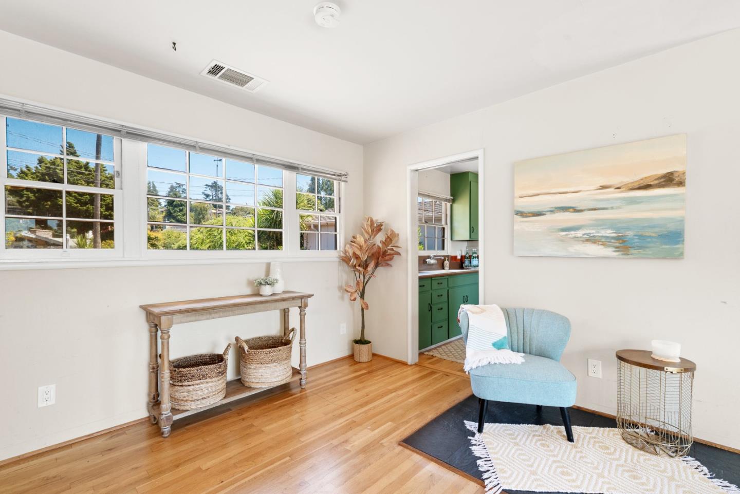 206 Bayview Court