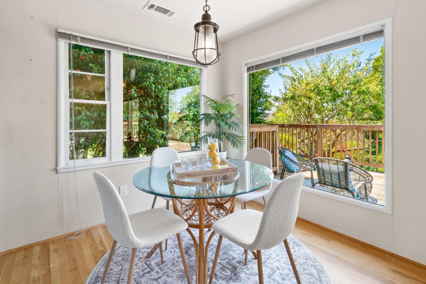 206 Bayview Court