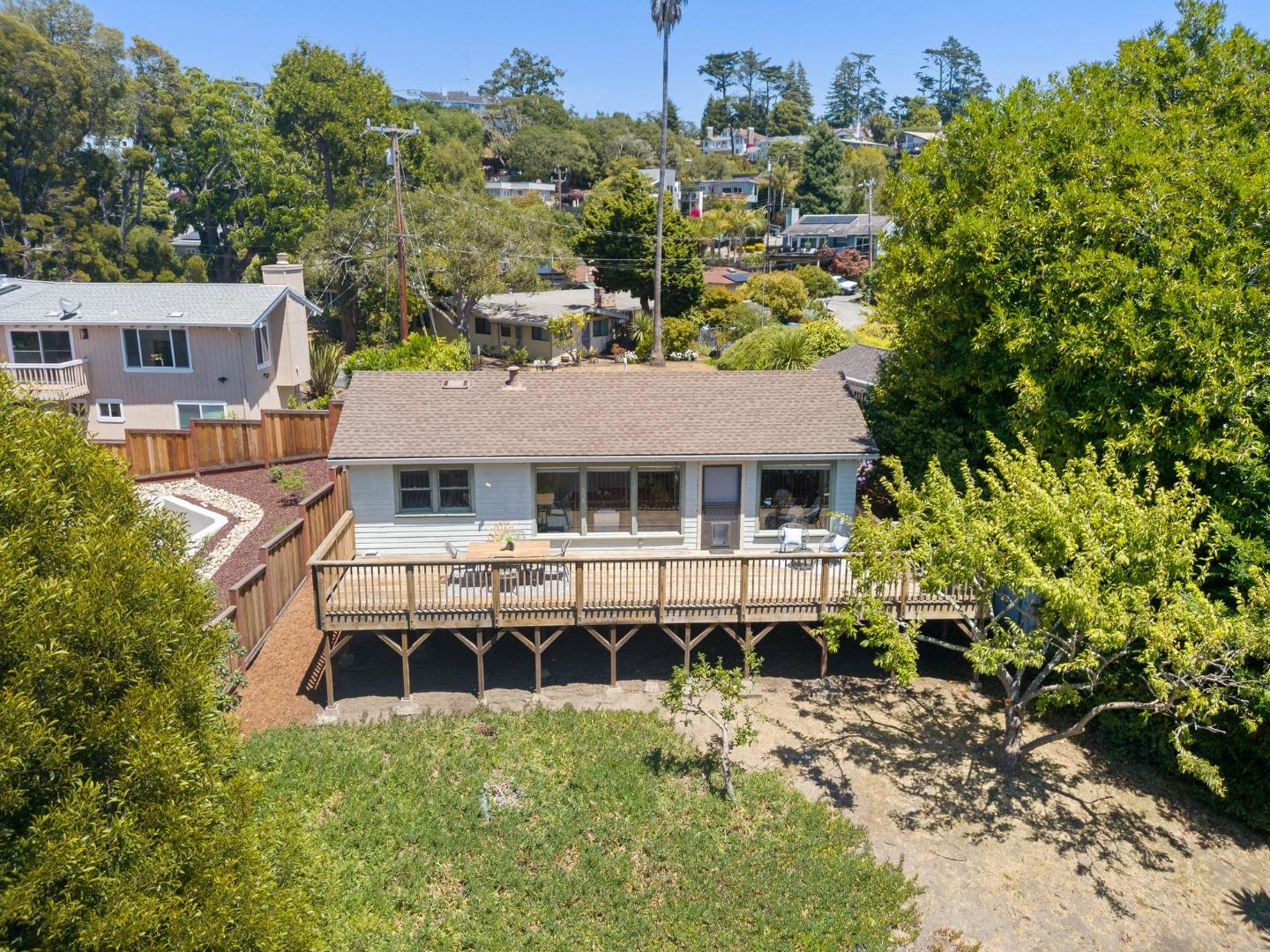 206 Bayview Court