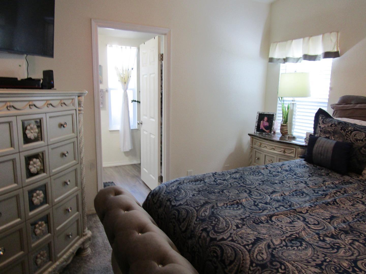 49 Blanca LN 715
