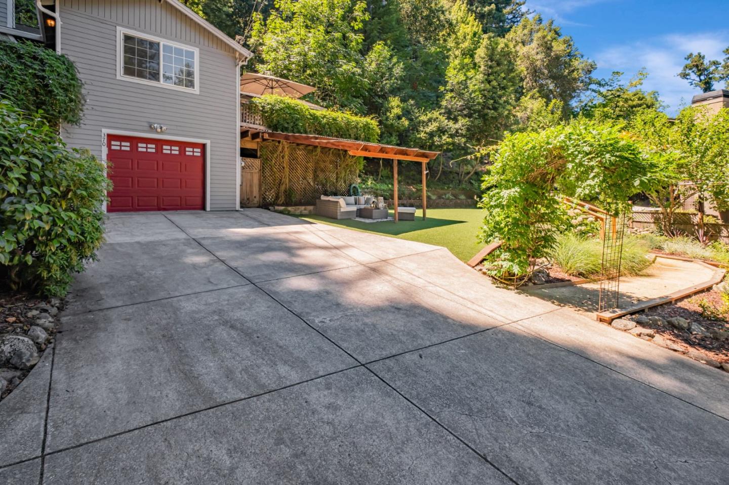 370 Fall Creek Drive