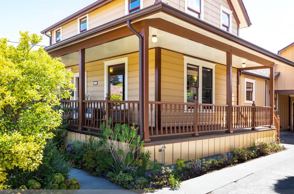 328 Stanford Avenue