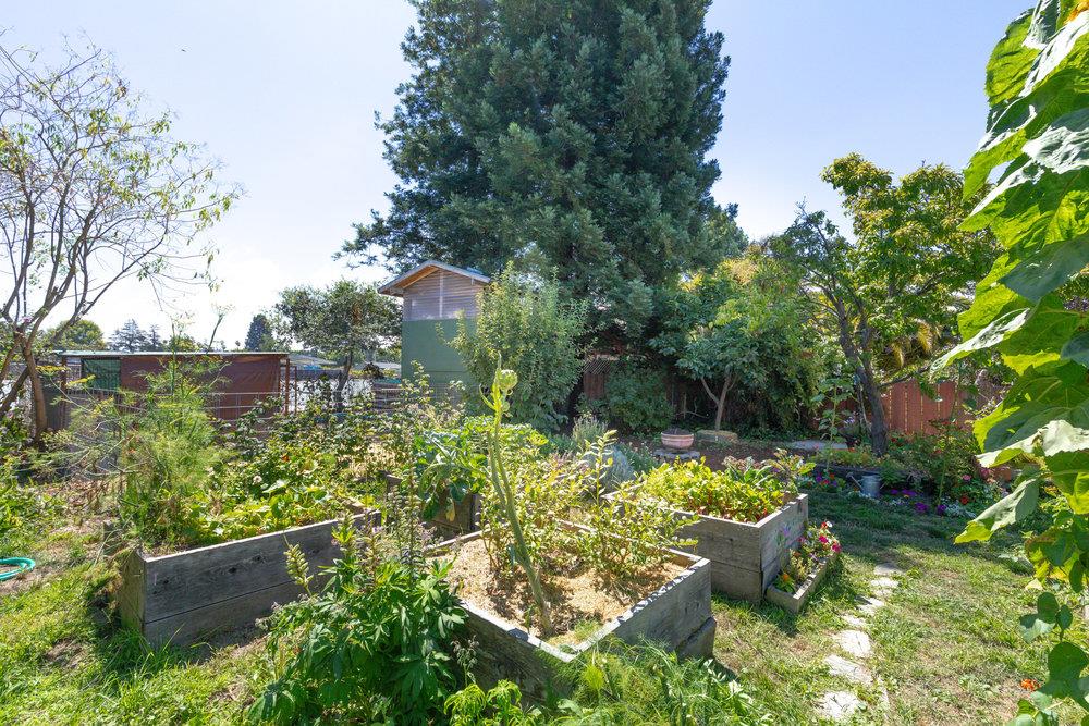 328 Stanford Avenue