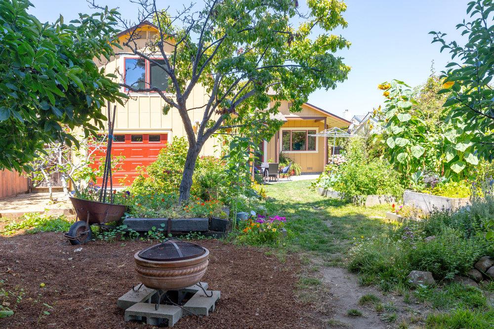 328 Stanford Avenue