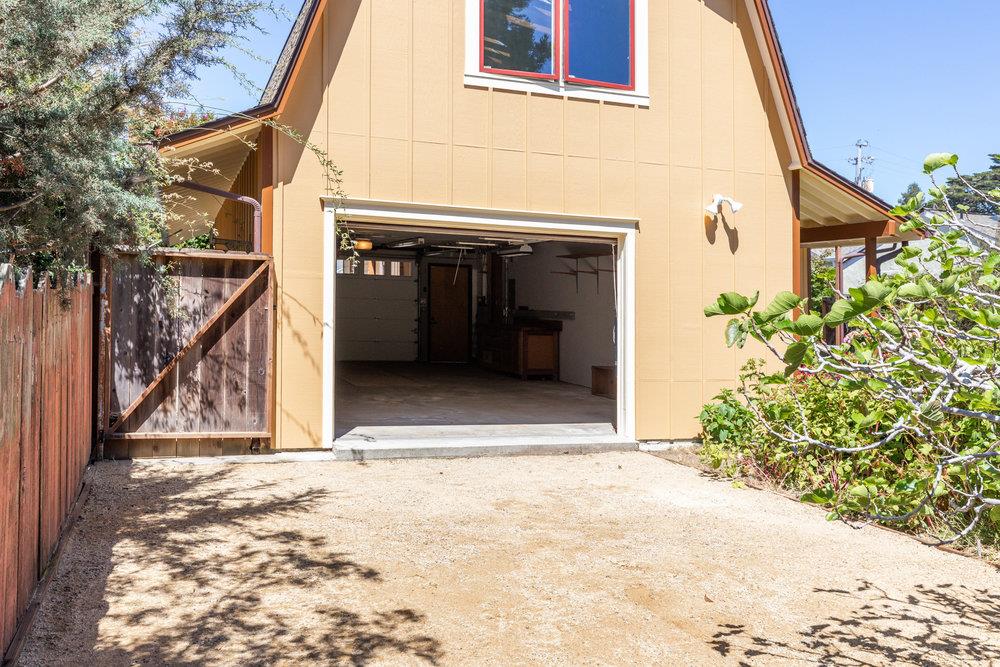 328 Stanford Avenue