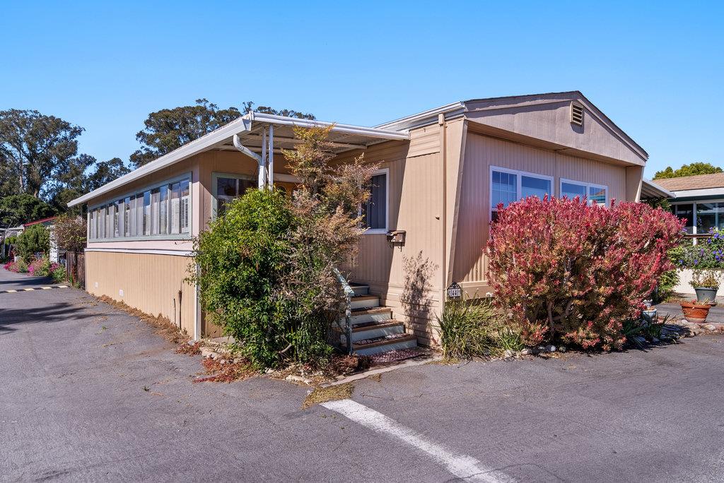2355 Brommer Street Unit: 44