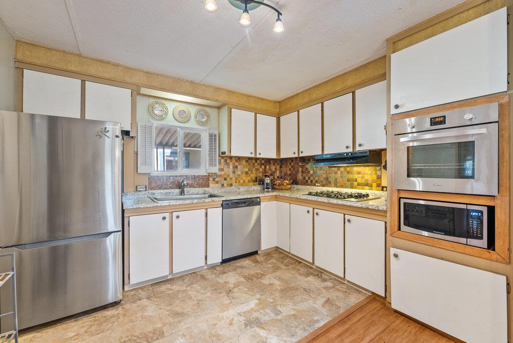 2355 Brommer Street Unit: 44