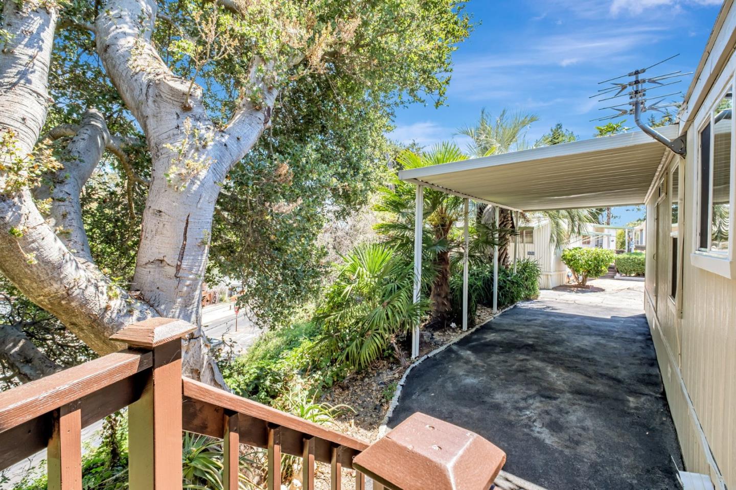 4300 Soquel Drive Unit: 102