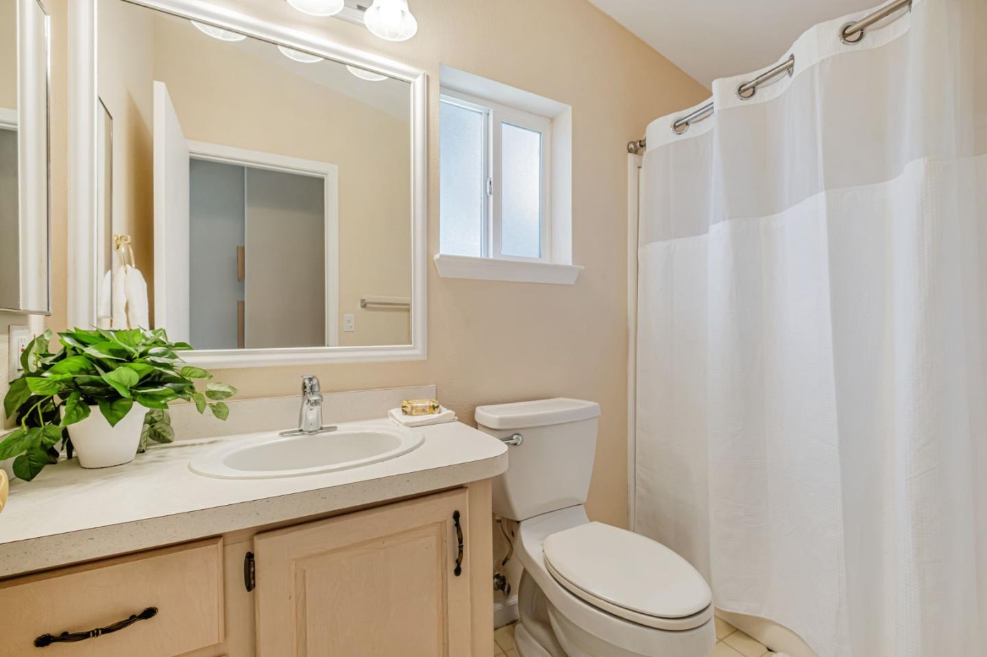 4300 Soquel Drive Unit: 102