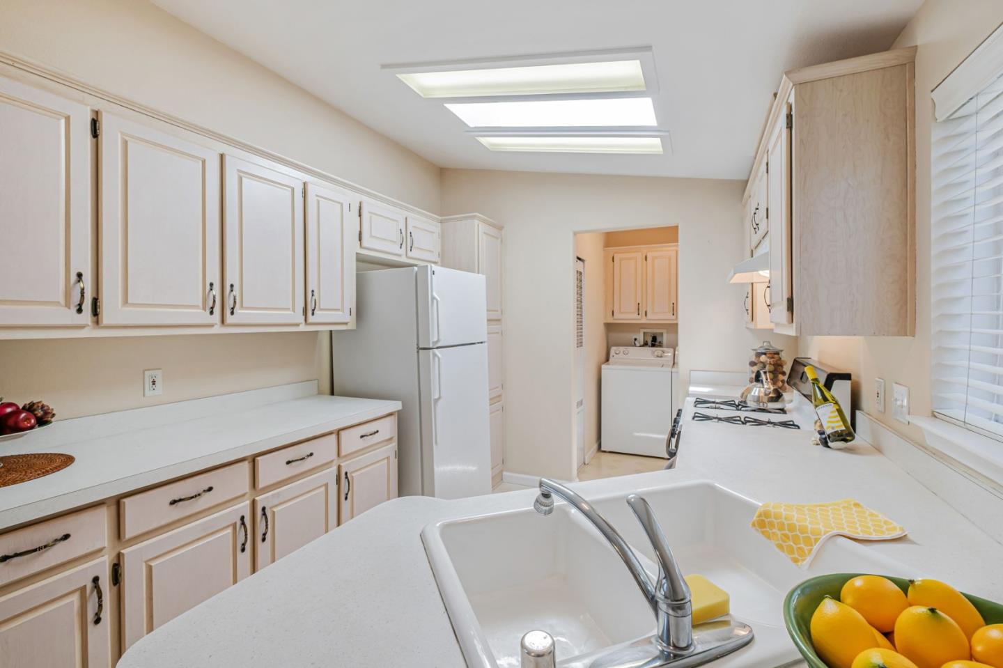 4300 Soquel Drive Unit: 102