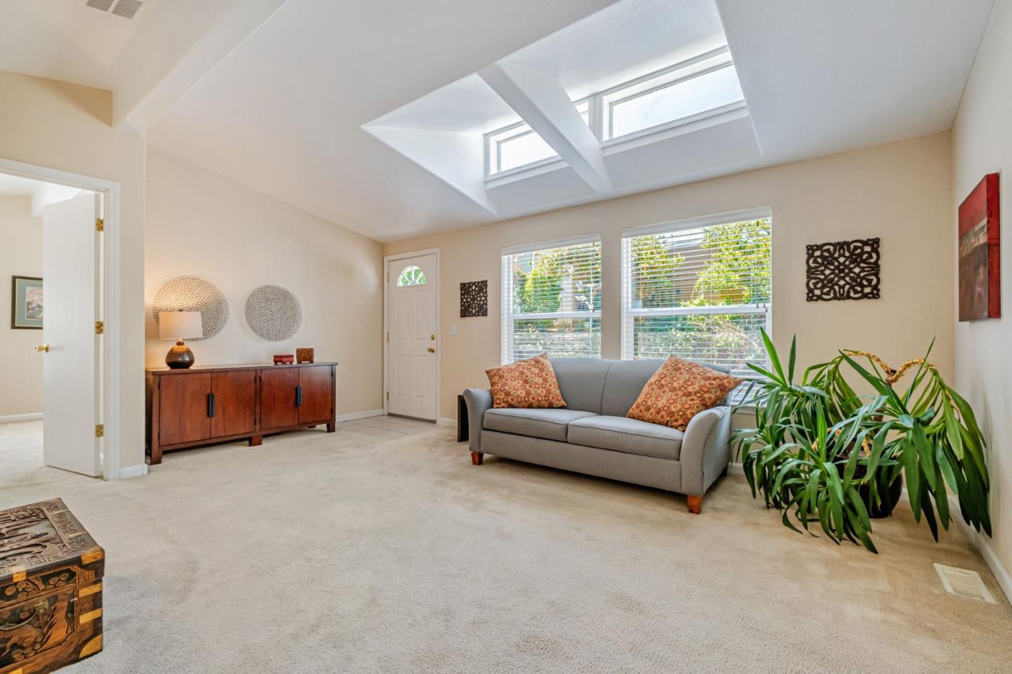4300 Soquel Drive Unit: 102